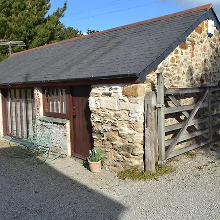 Cozy, Open Plan Barn With Log Burner Apartment *